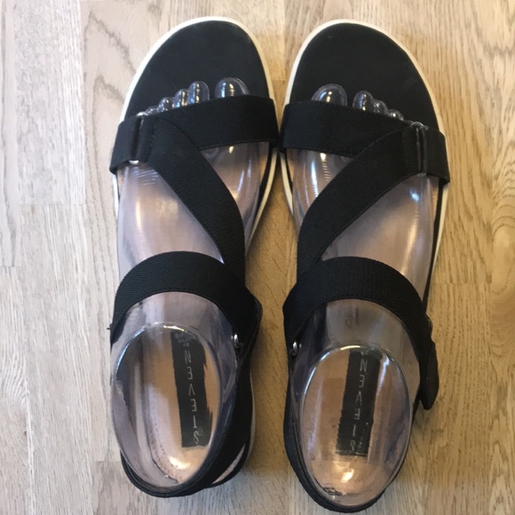 STEVEN by Steve Madden Sandal in Black Size 8.5 - Picture 3 of 13